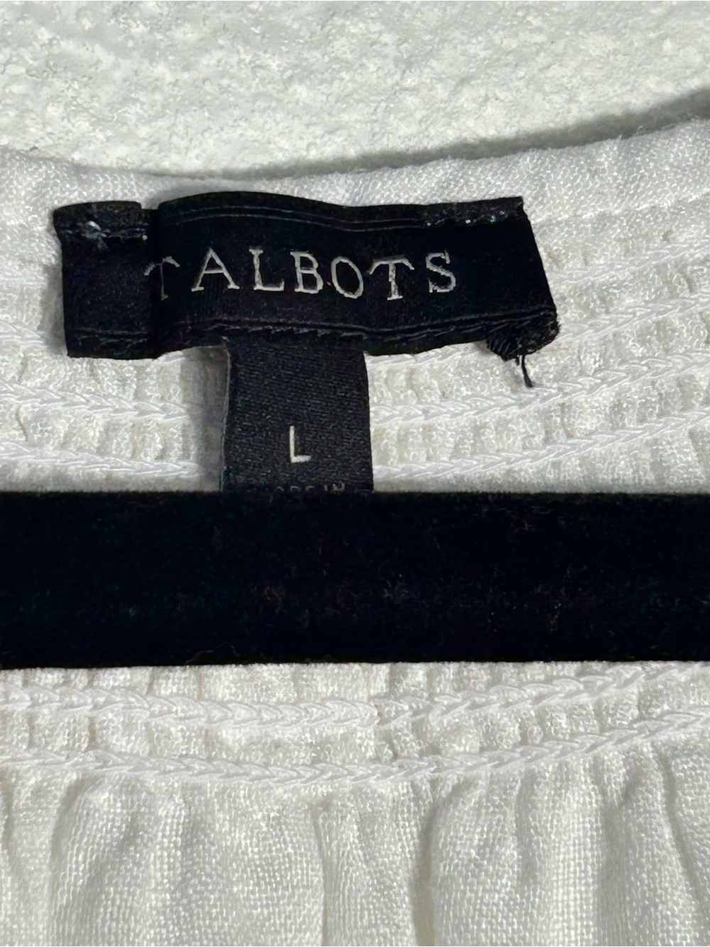 Talbots 100% Linen Blouse L Large White Red Blue Striped Border Smocked V-Neck - Picture 3 of 7